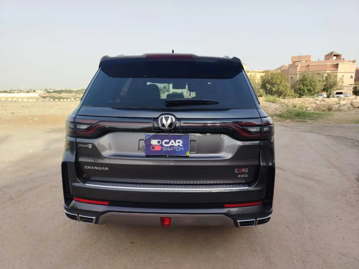 Car image 6