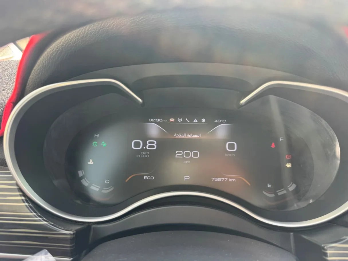 Car image 18