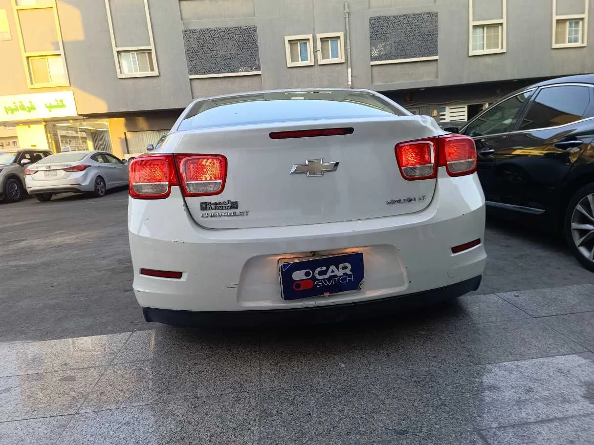 Car image 6