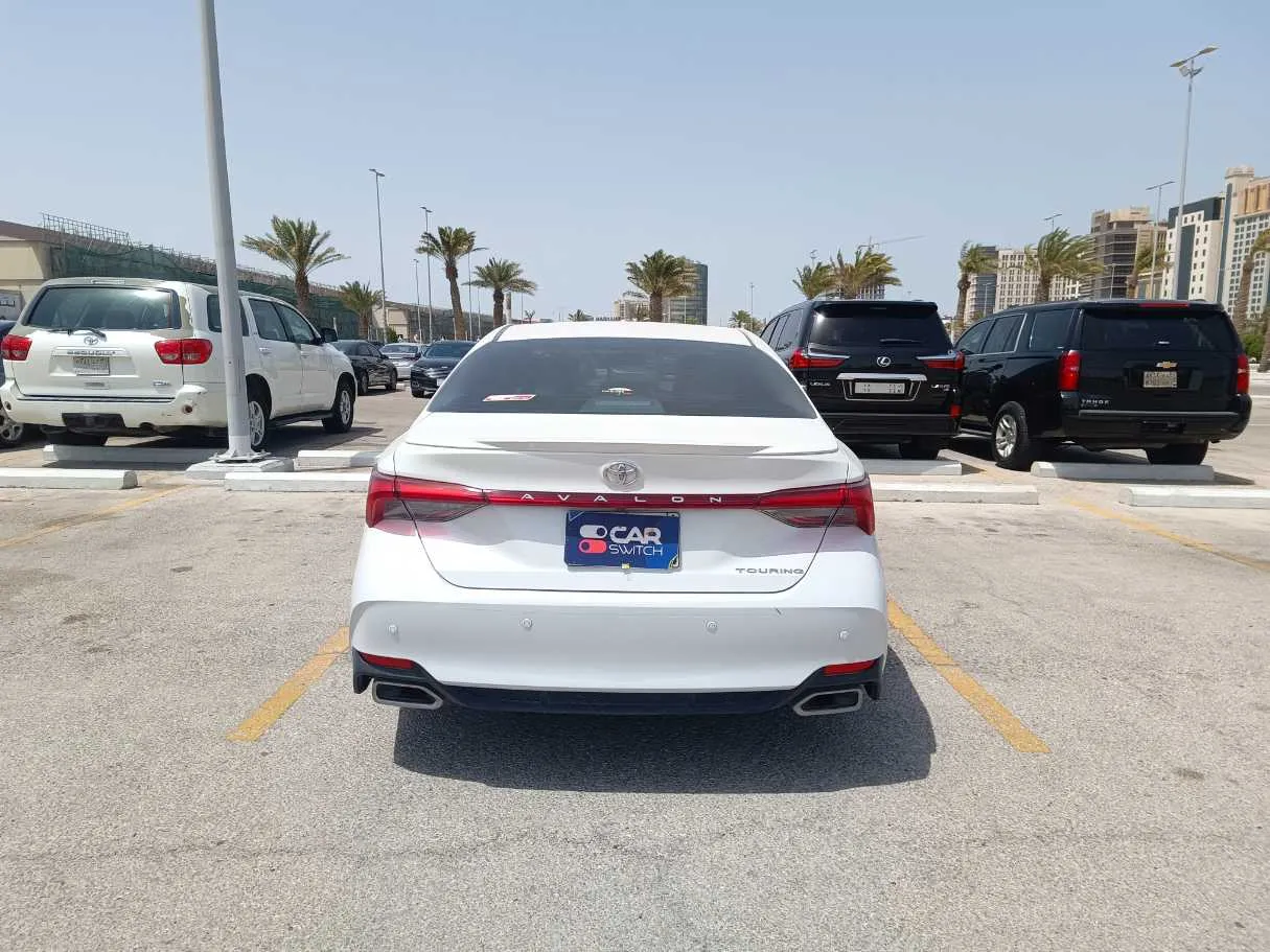 Car image 6