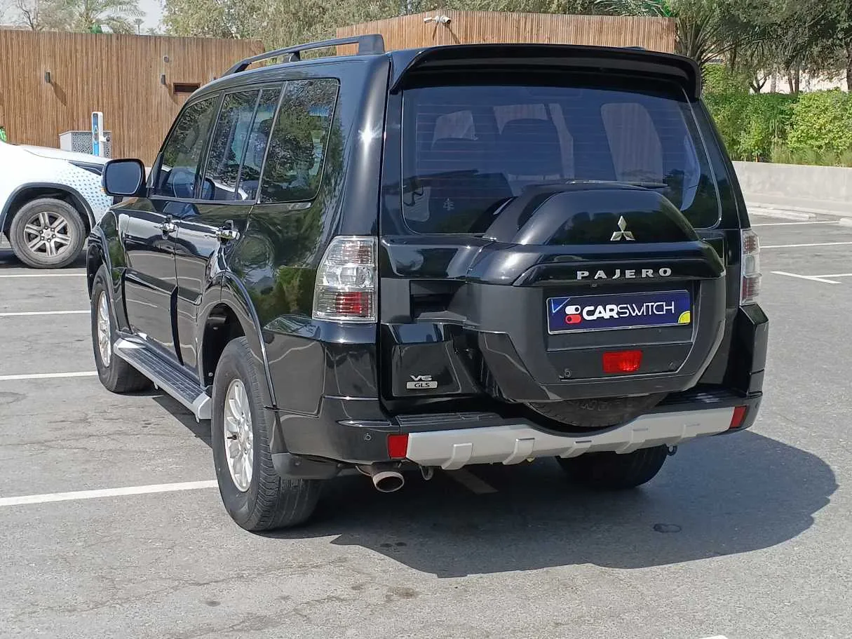 Car image 5