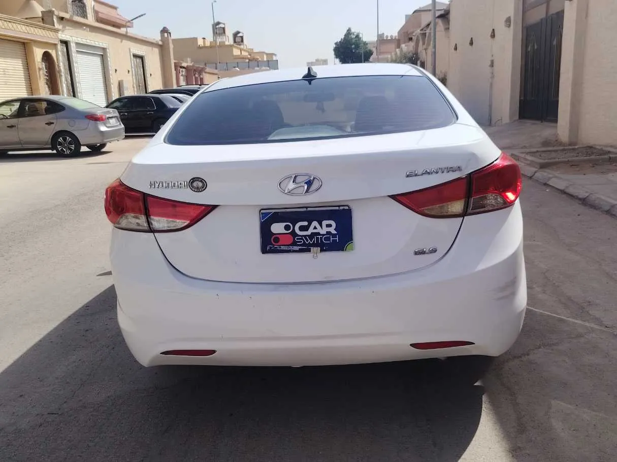 Car image 6