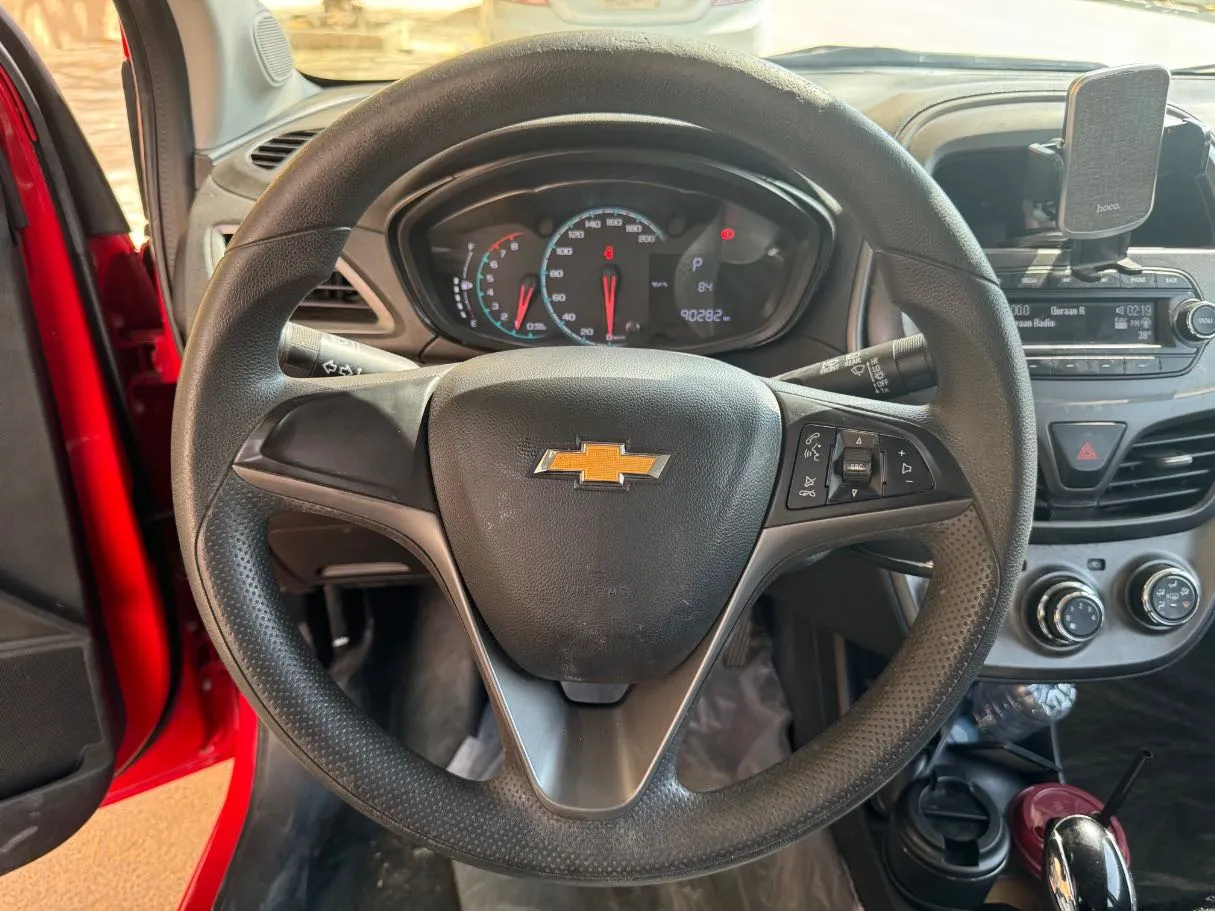 Car image 18