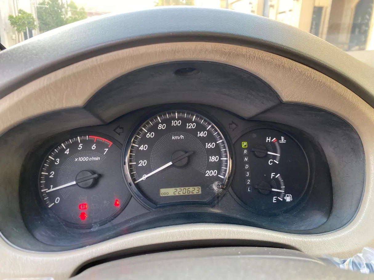 Car image 17