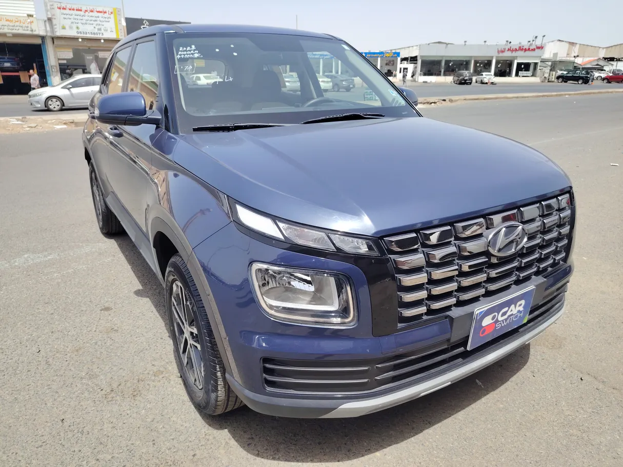 Car image 3