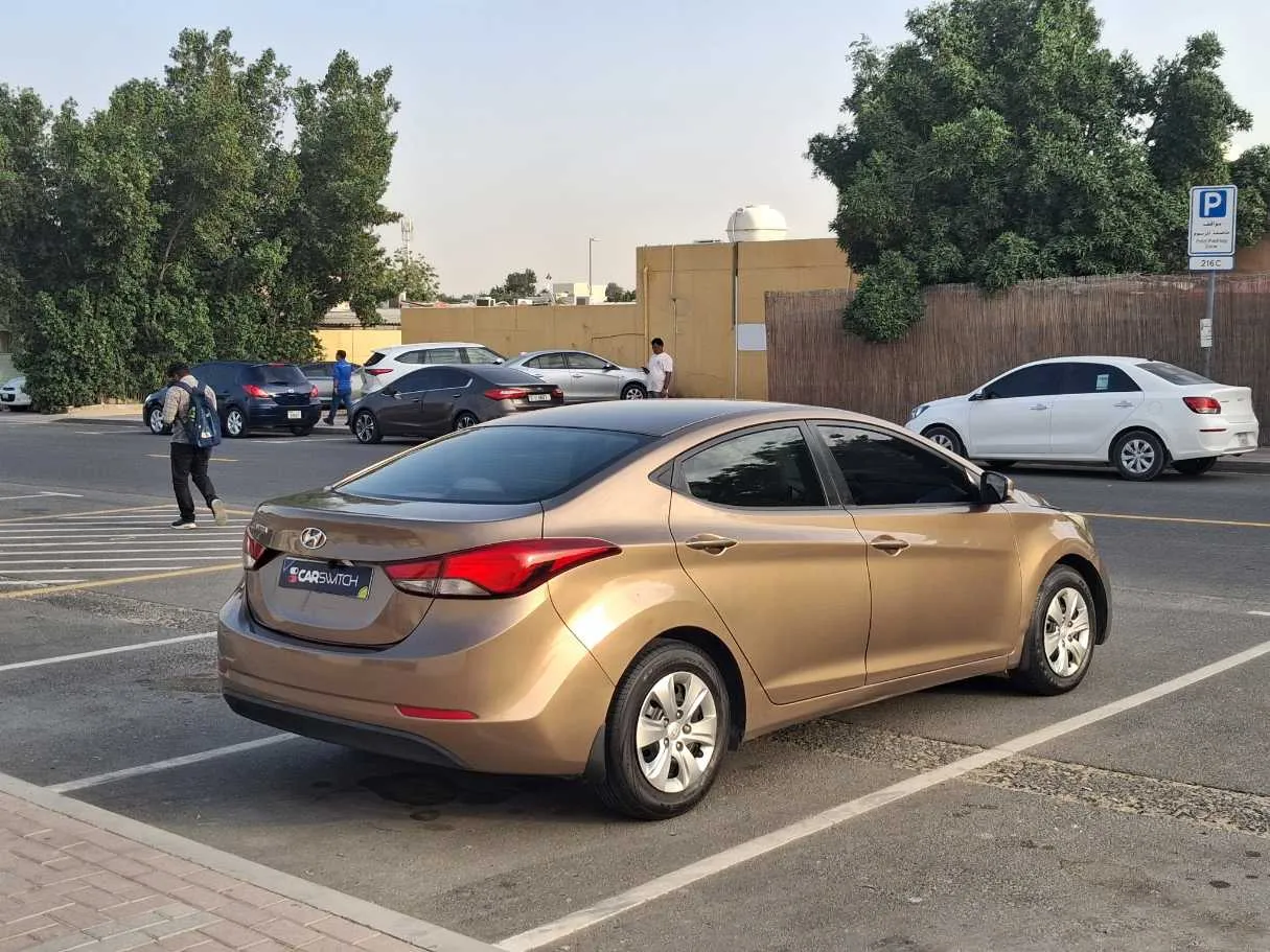 Car image 7