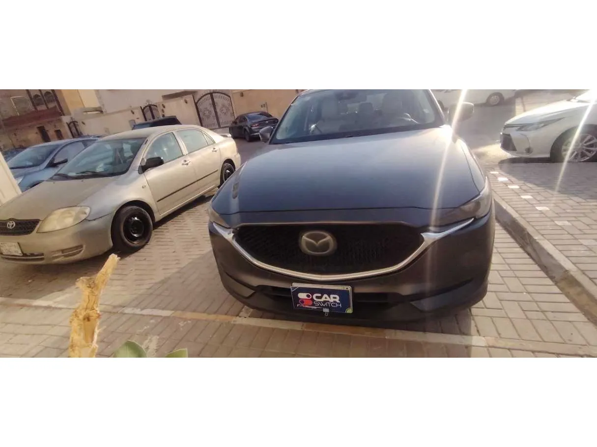 Car image 2