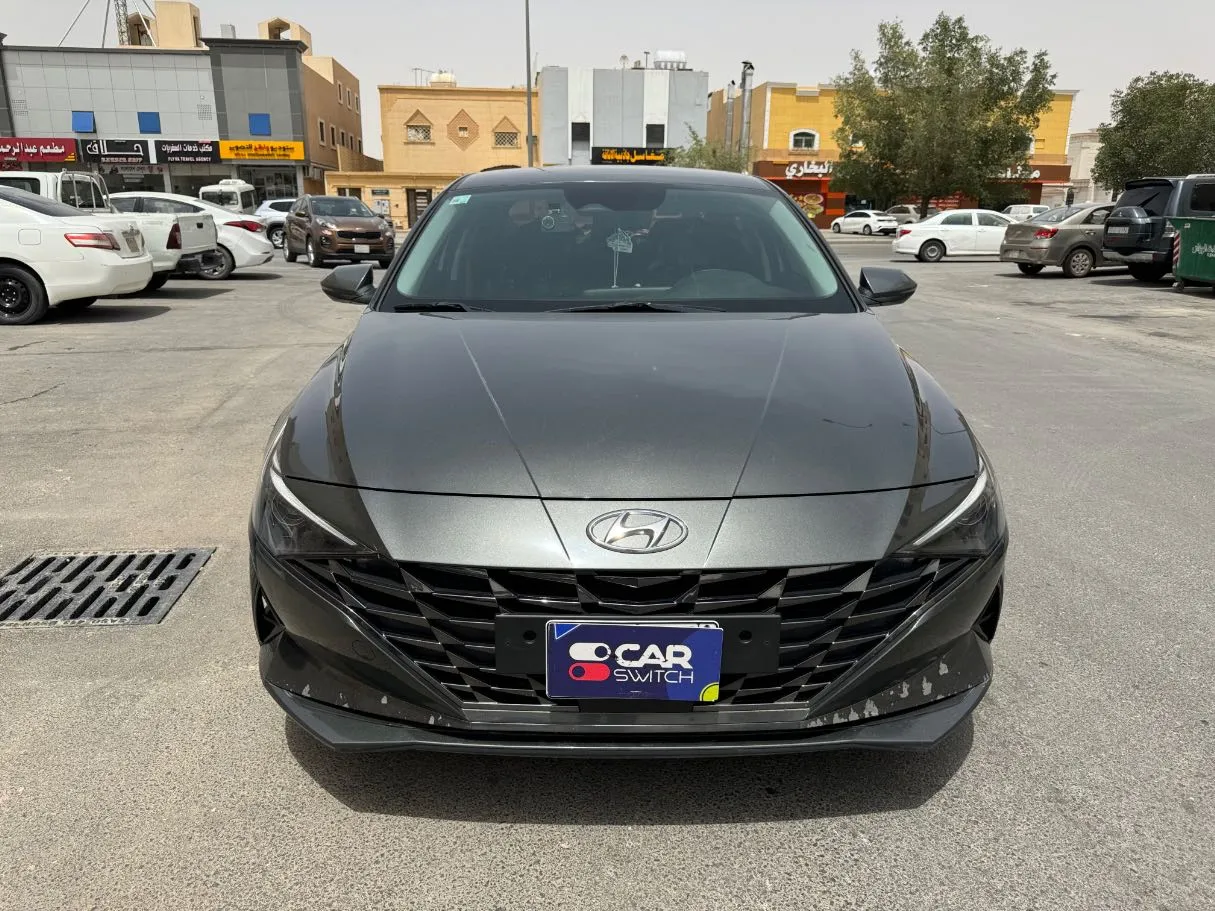 Car image 2