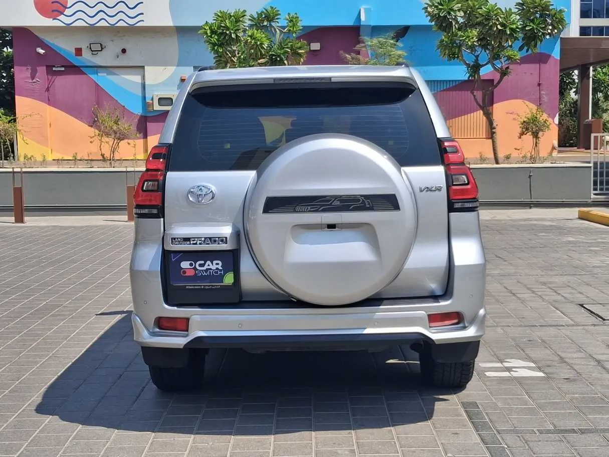 Car image 6