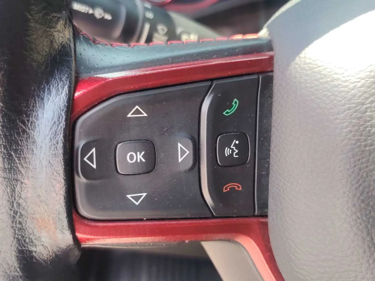 Car image 38
