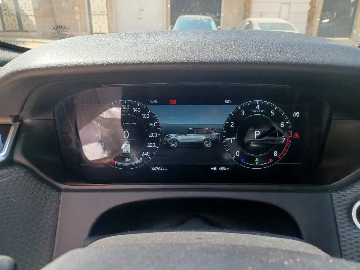 Car image 20