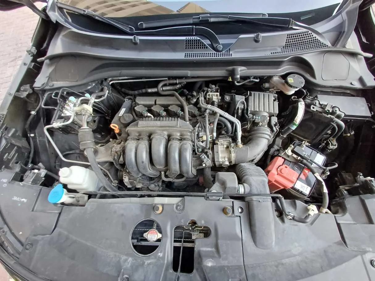 Car image 20
