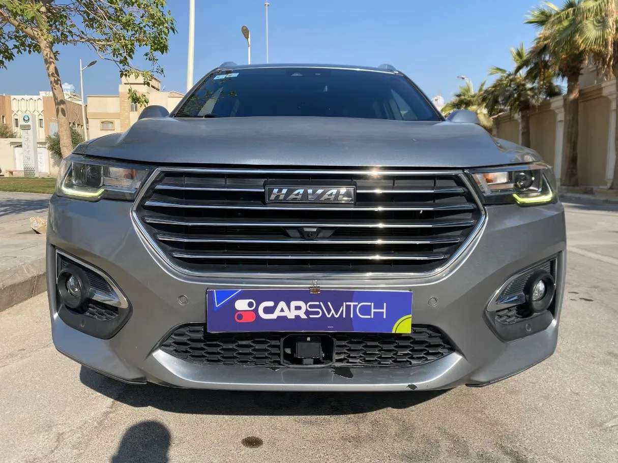 Car image 2