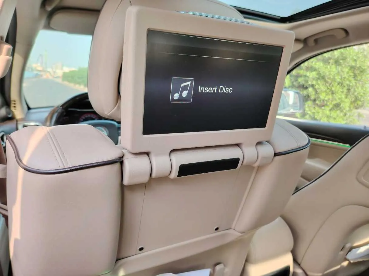 Car image 39