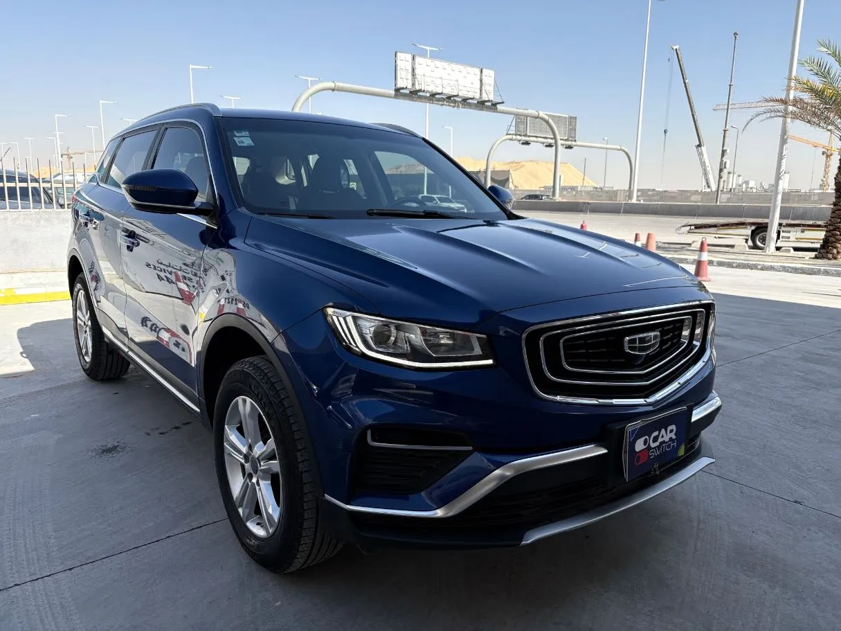 Car image 3
