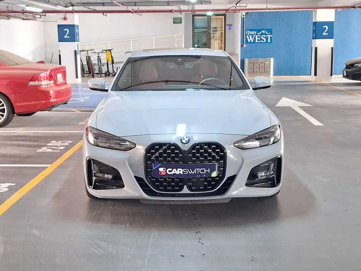 Car image 2