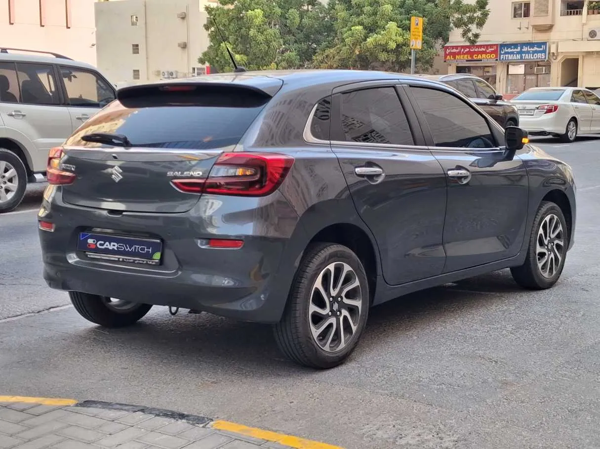Car image 7