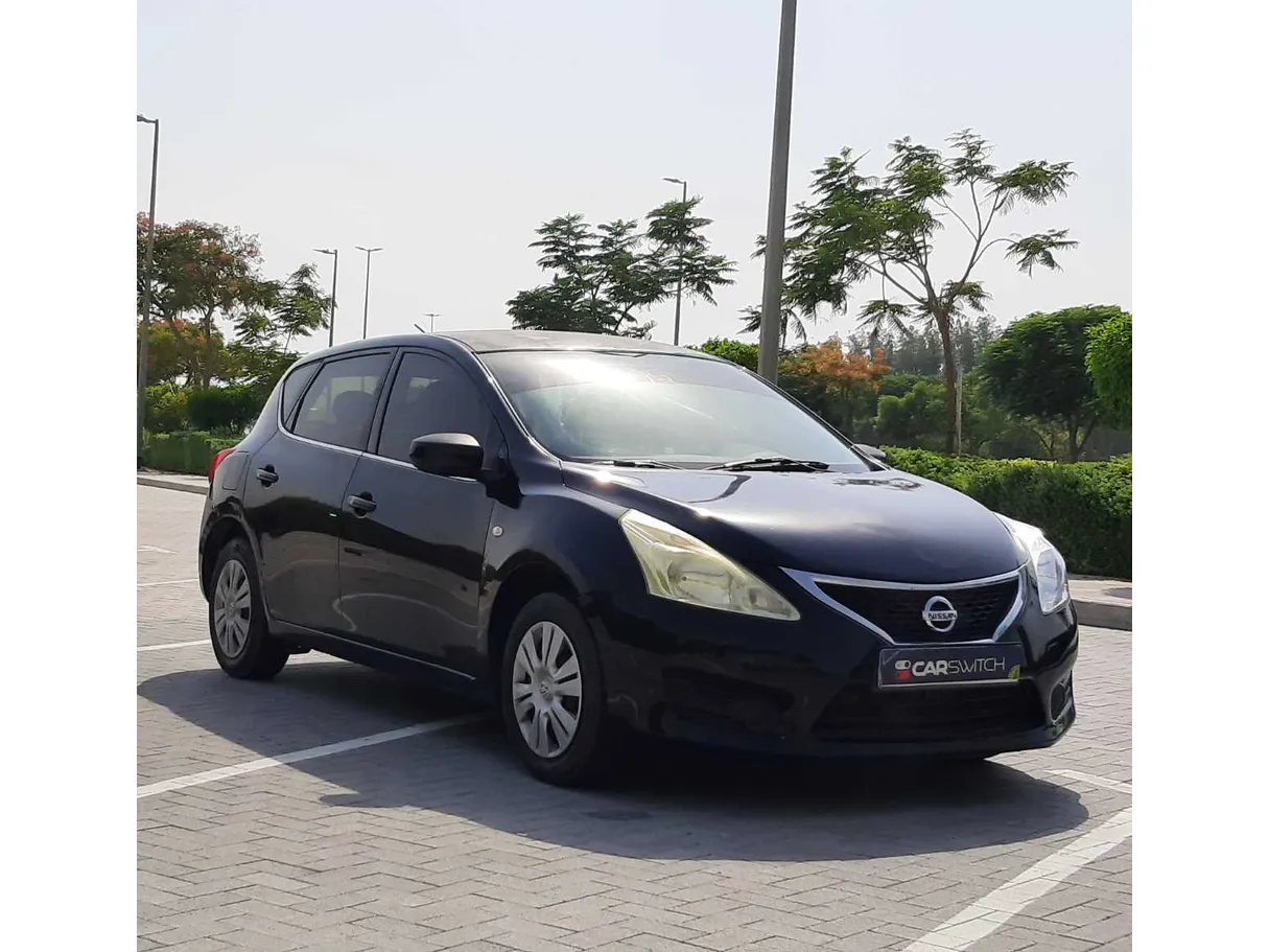 Car image 3