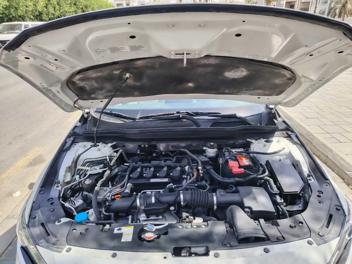 Car image 33