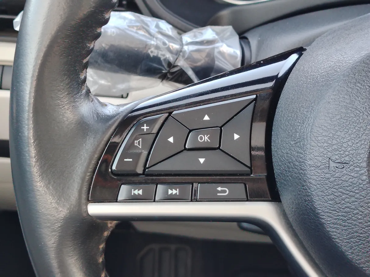 Car image 39