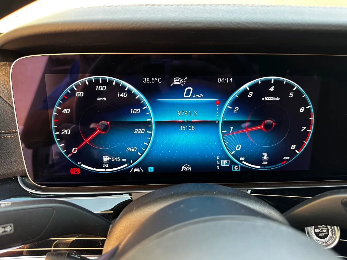 Car image 21