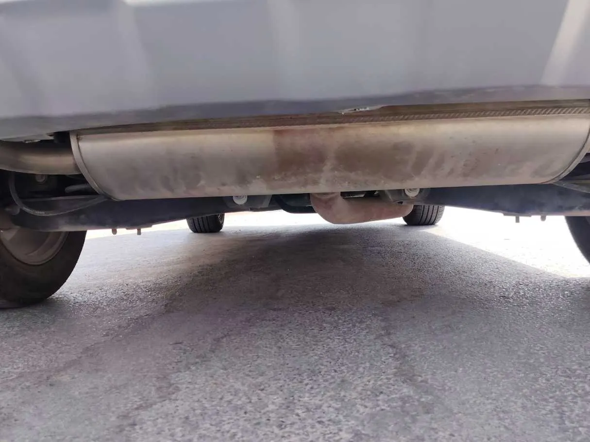Car image 27
