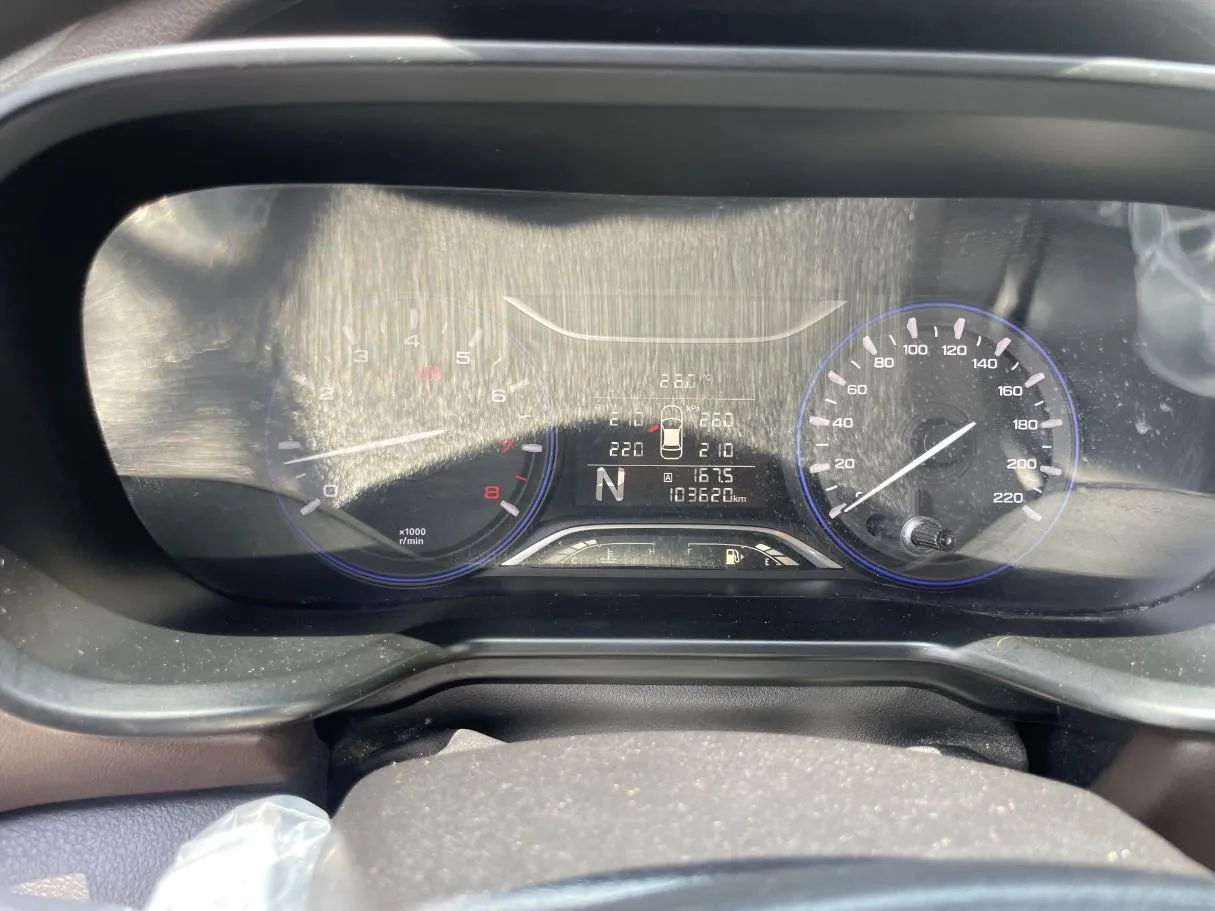 Car image 20