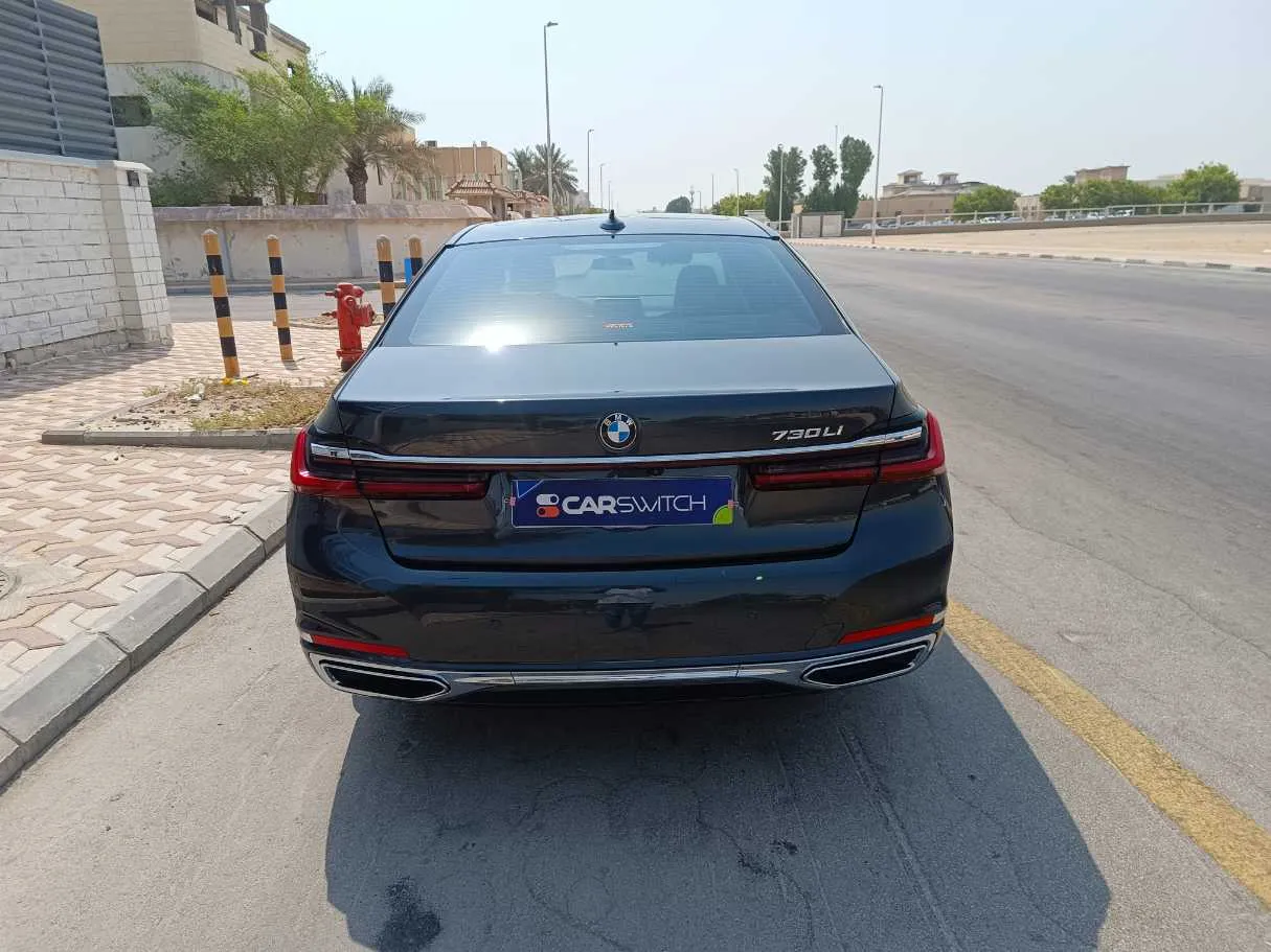 Car image 6