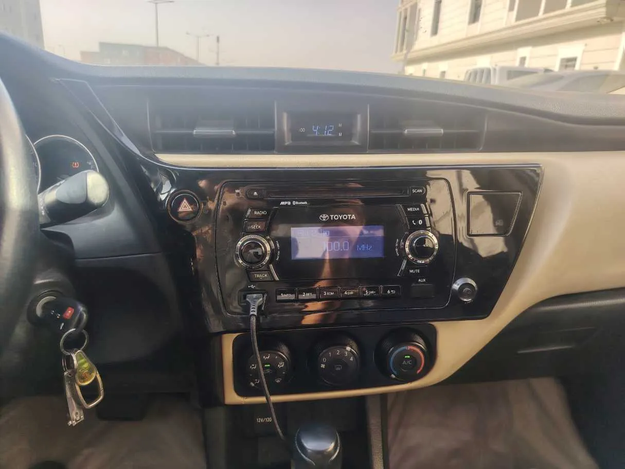 Car image 22