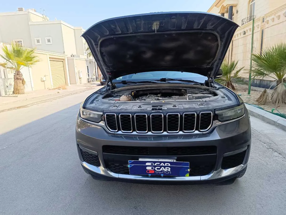 Car image 38