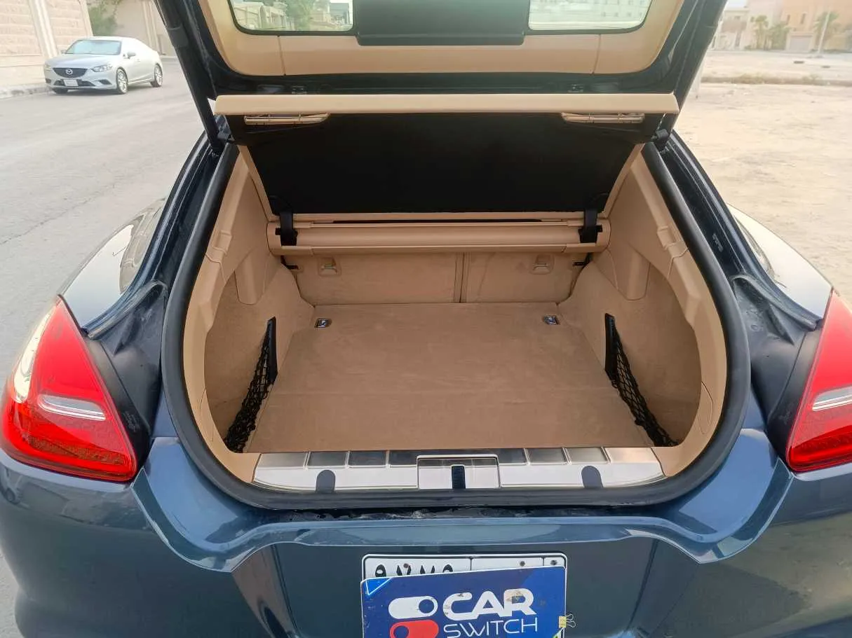 Car image 33