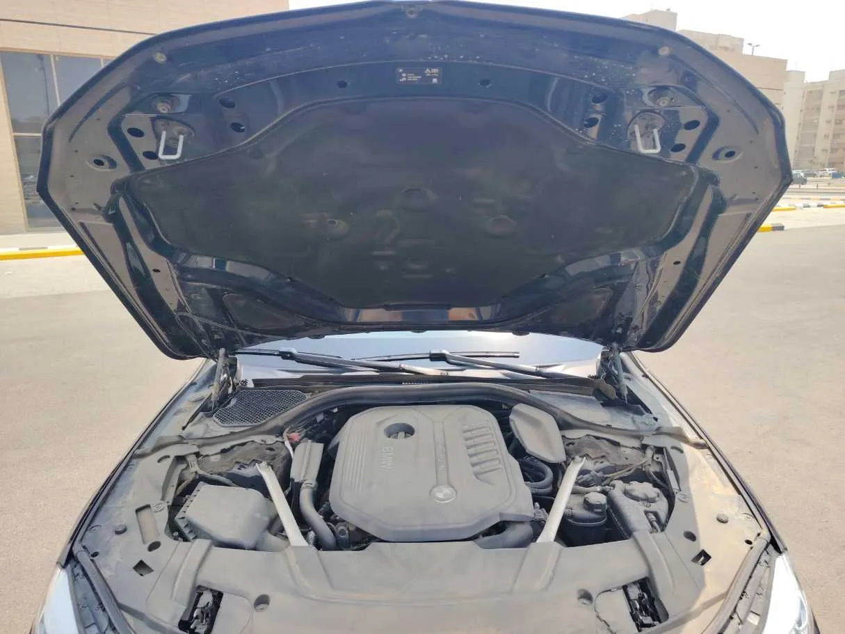 Car image 38