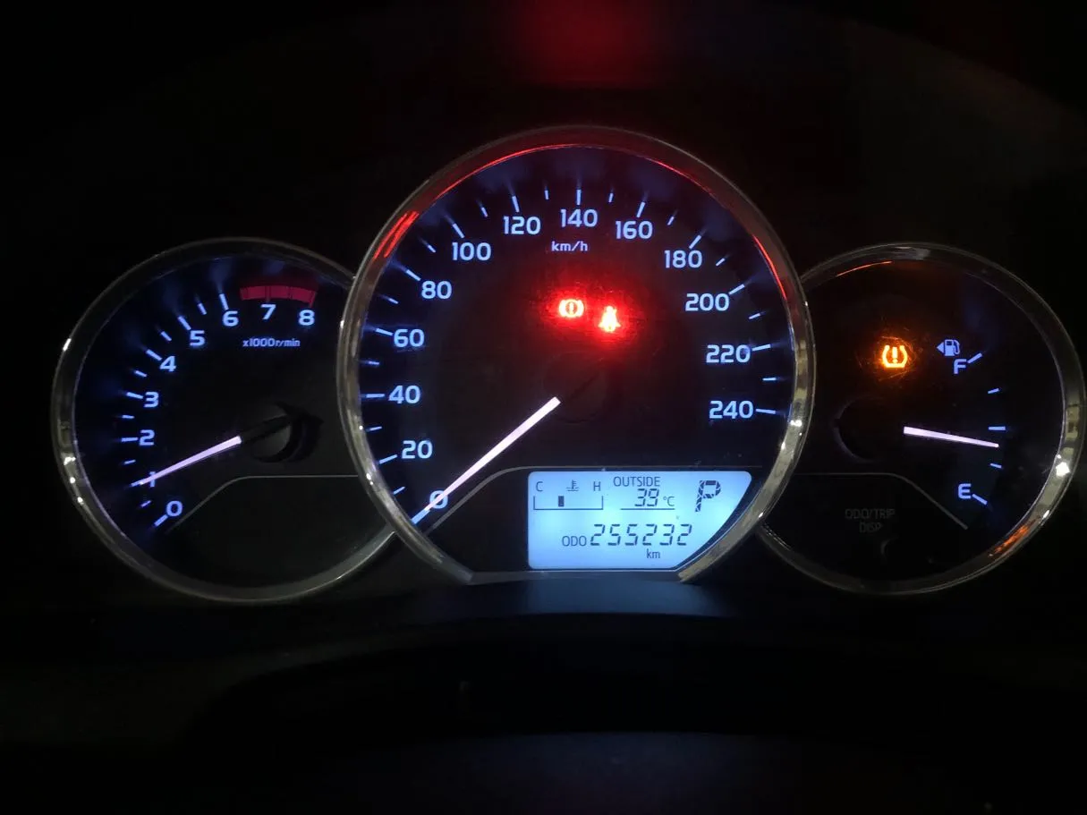 Car image 17