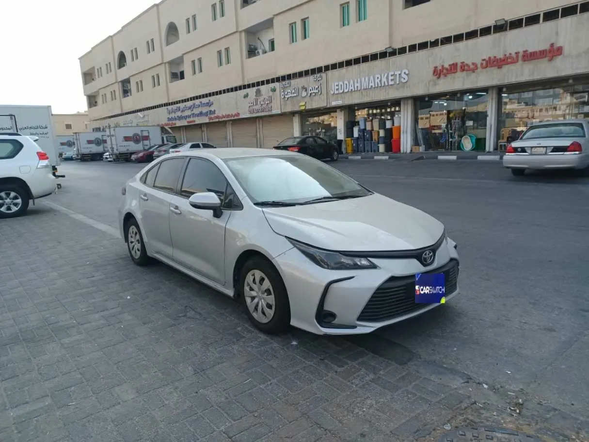 Car image 3