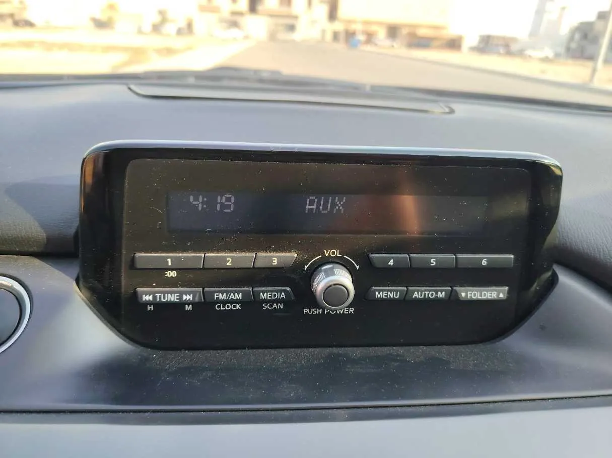 Car image 29