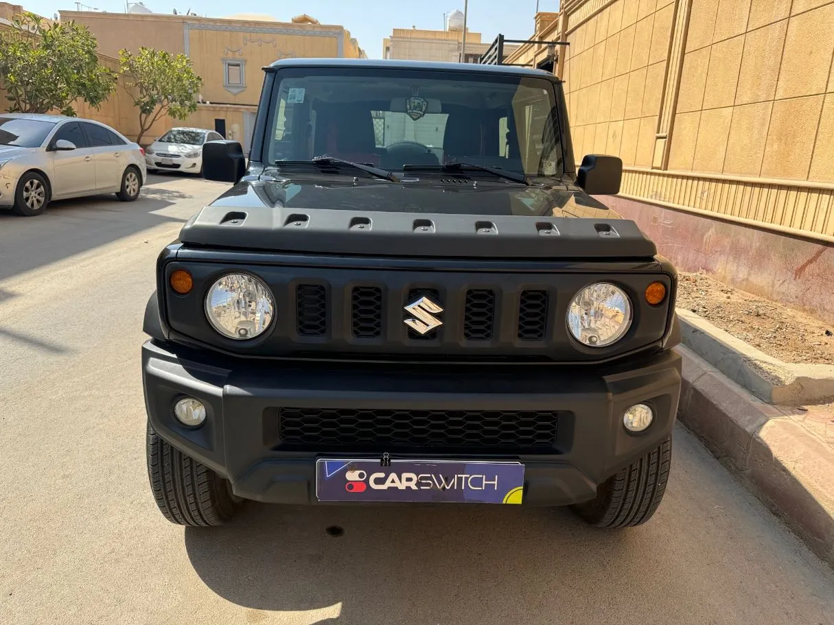 Car image 2