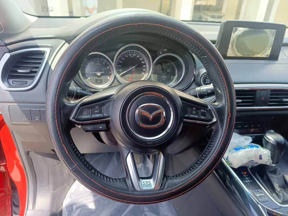 Car image 22