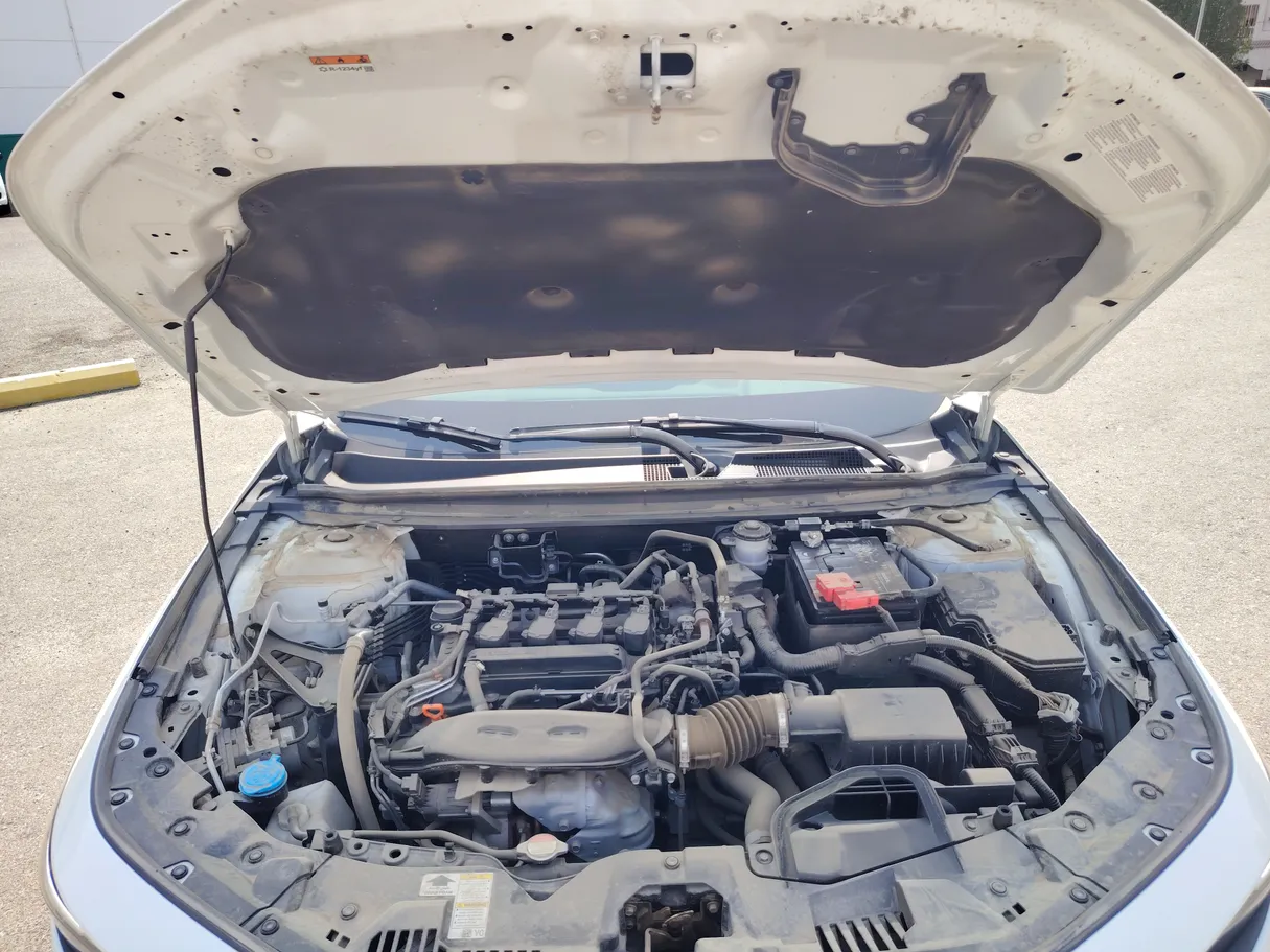Car image 33