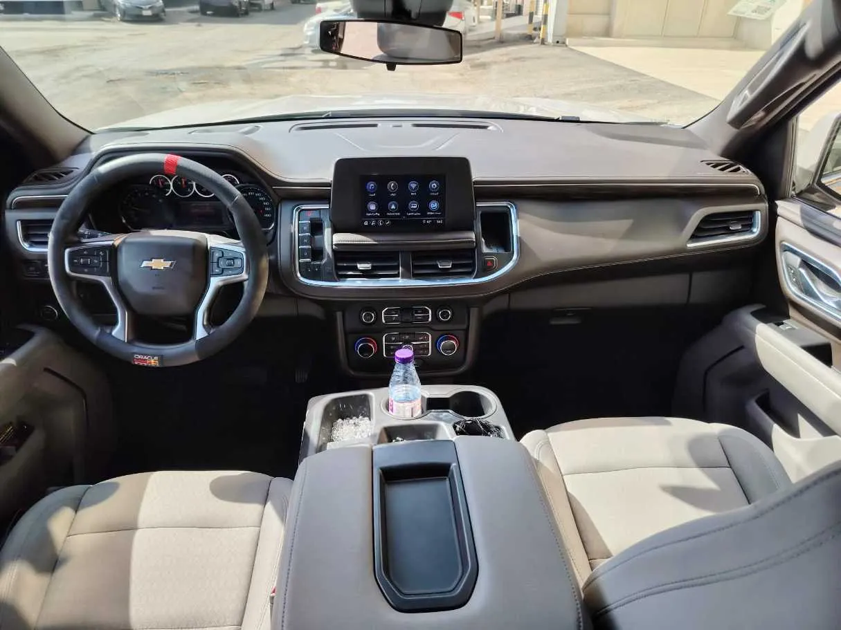 Car image 23