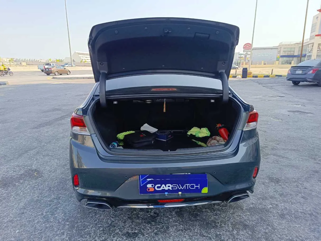 Car image 31
