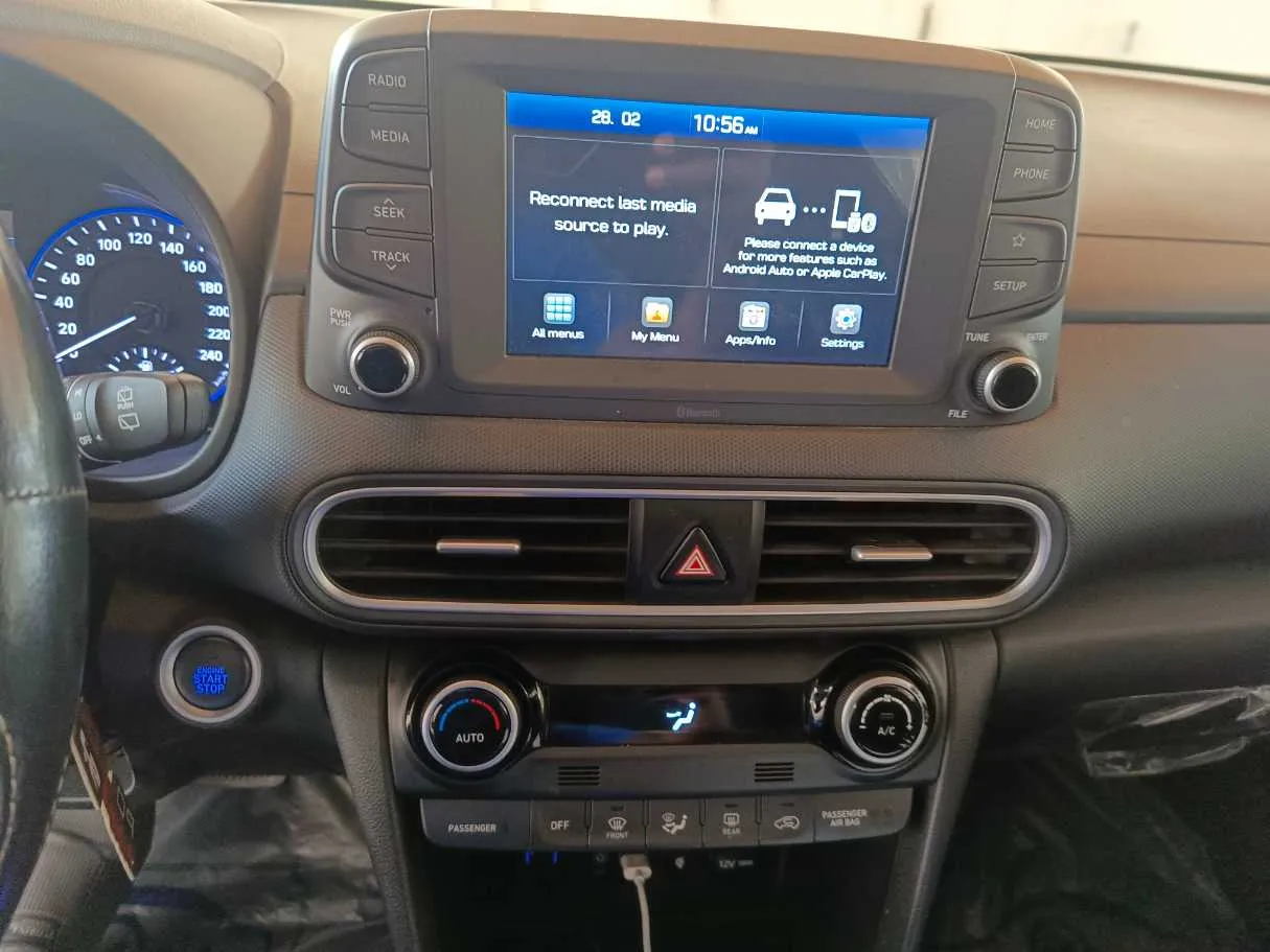 Car image 23