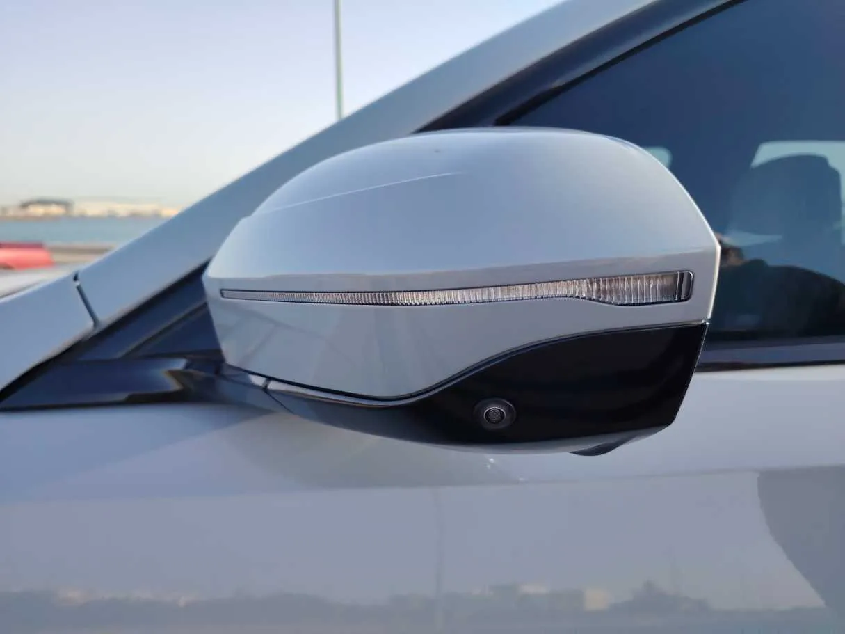 Car image 35