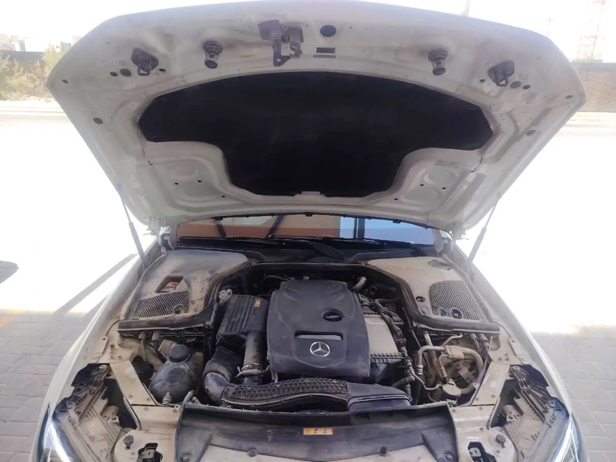 Car image 34