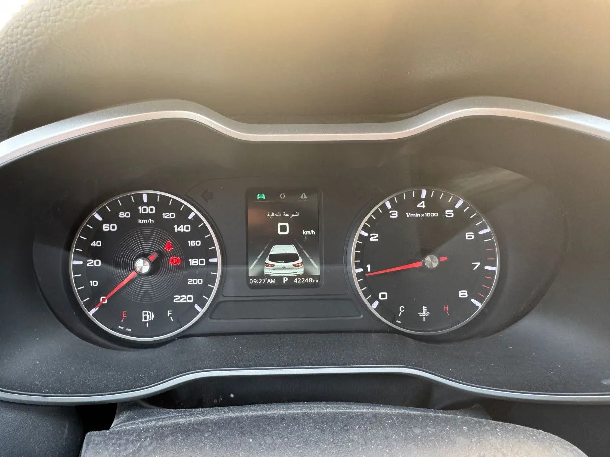 Car image 17