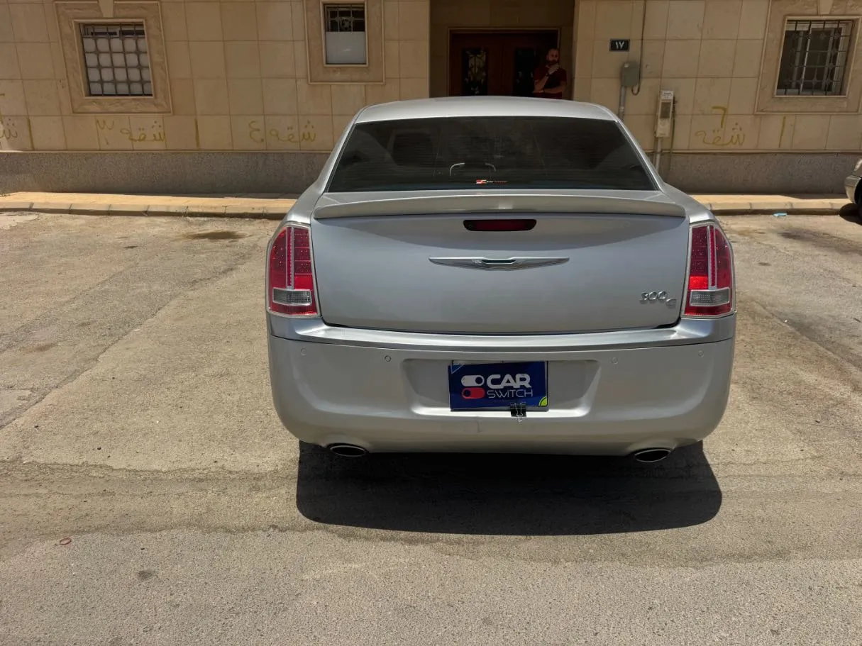 Car image 6
