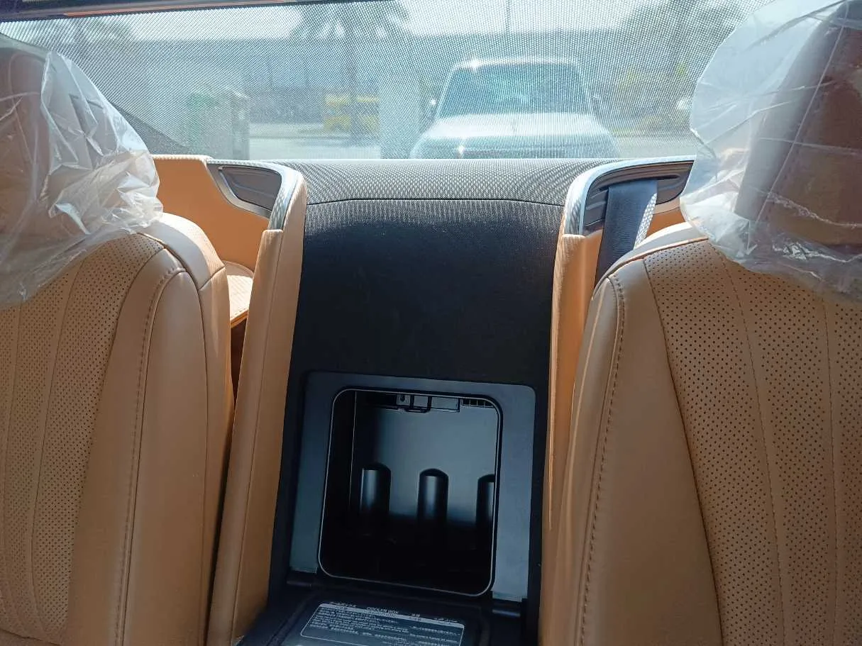 Car image 39