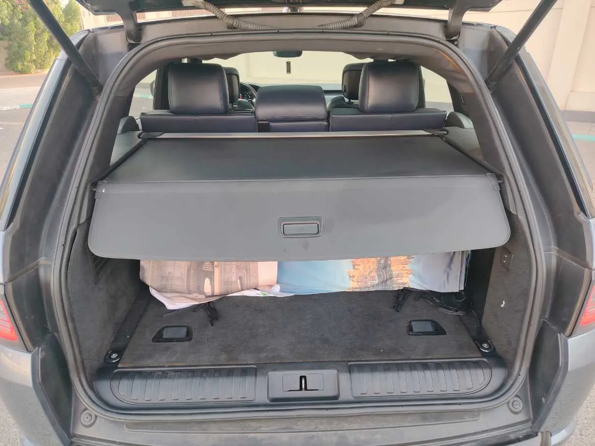 Car image 25
