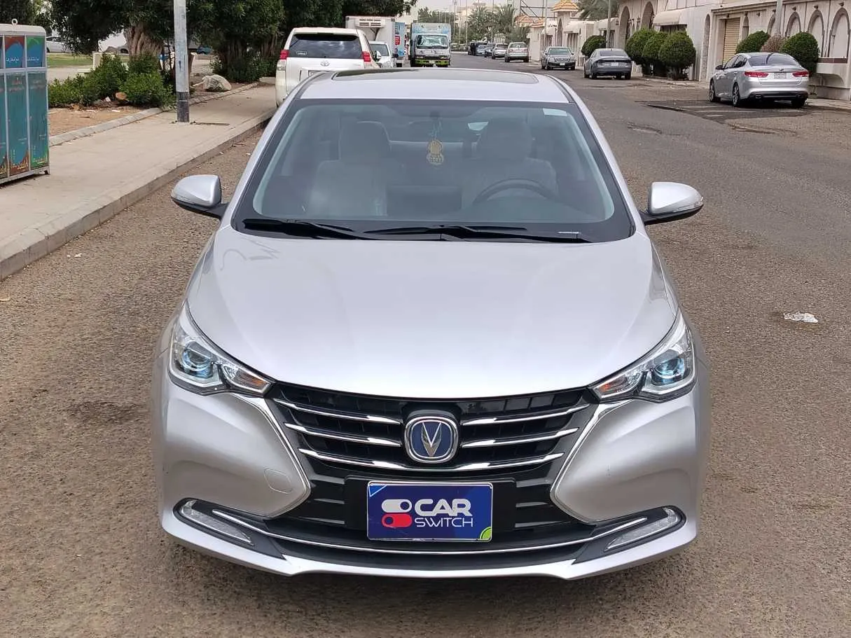 Car image 2