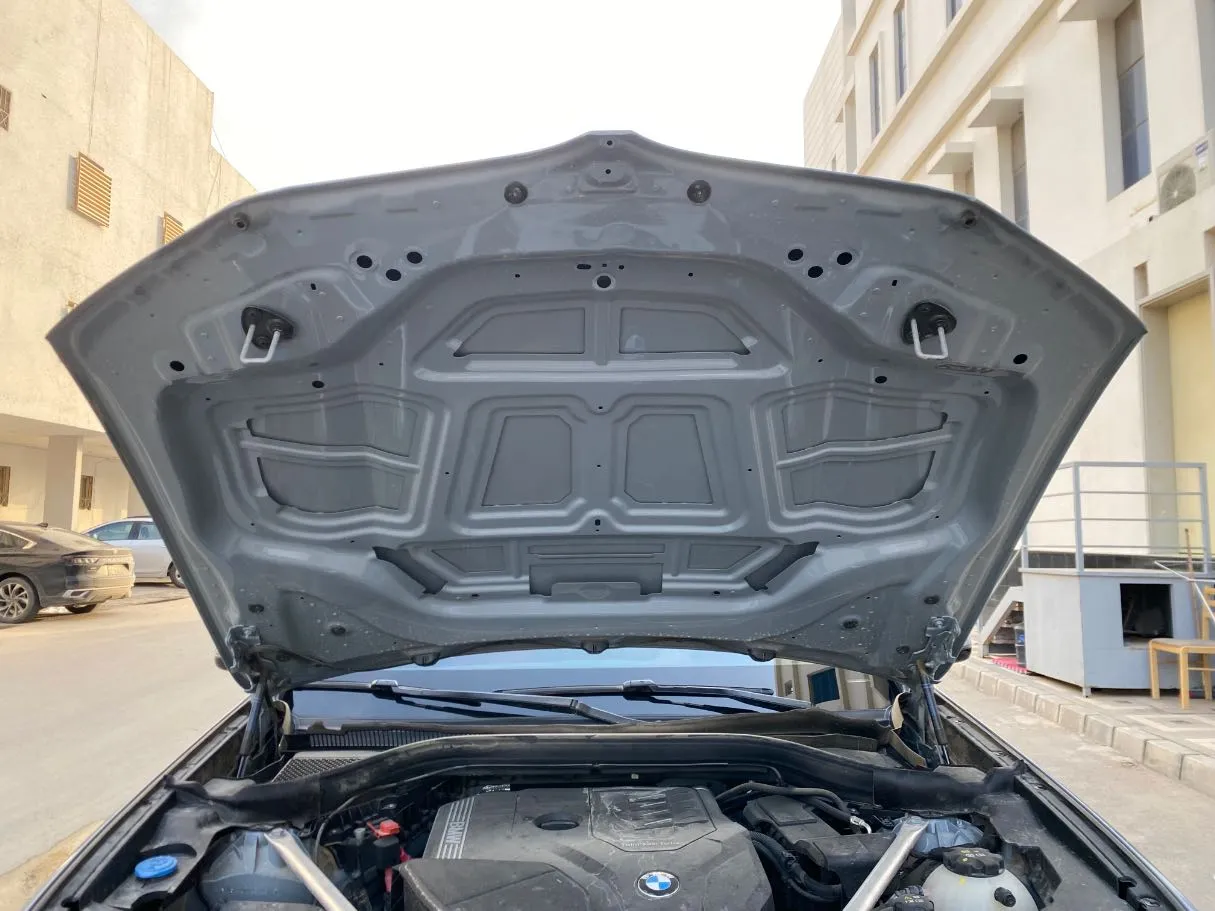 Car image 33
