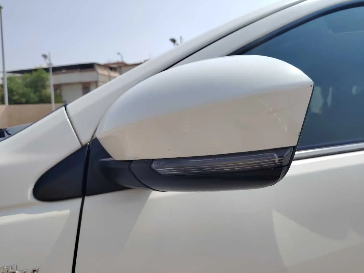 Car image 29